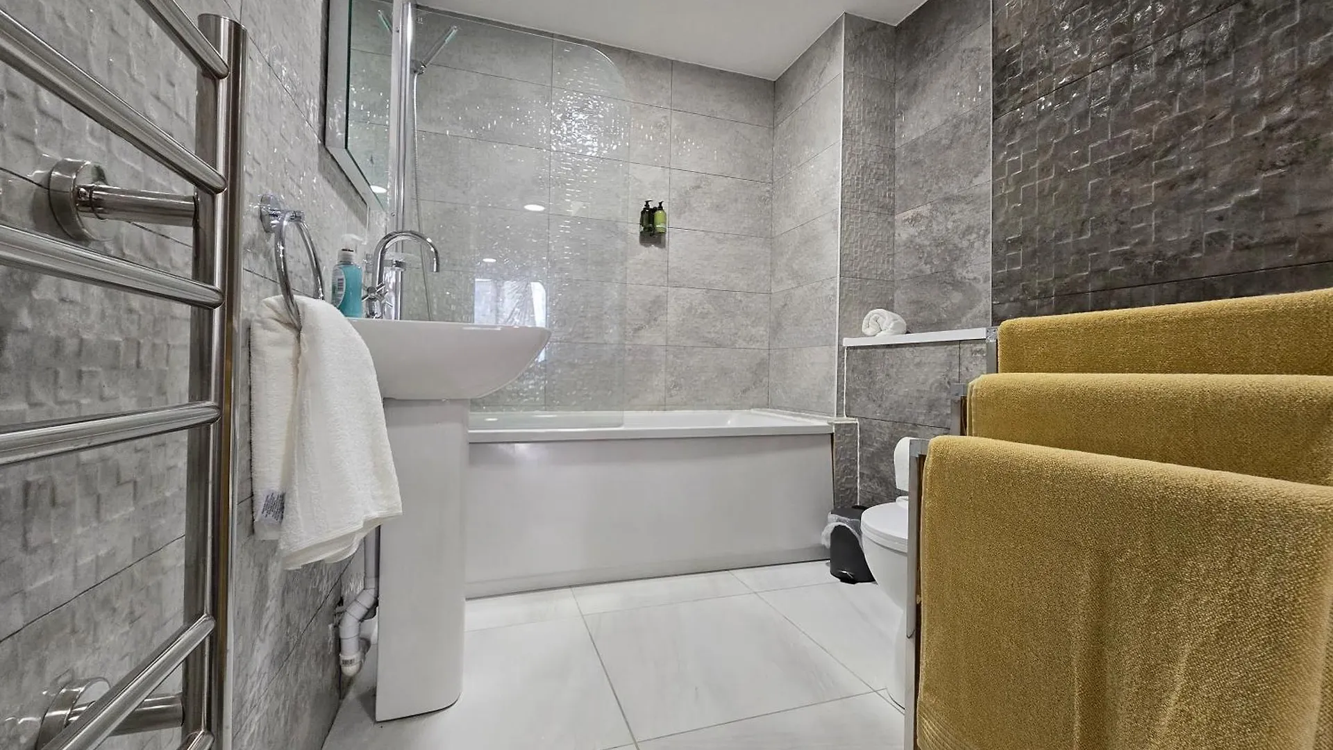 Luxury Cardiff Bay Apartment